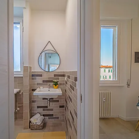 San Frediano Jewel * Firenze