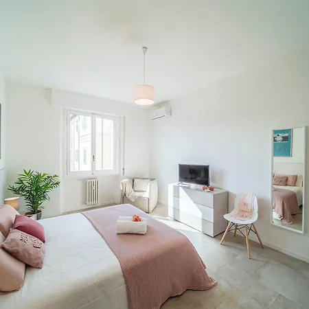 San Frediano Jewel Apartment Florence